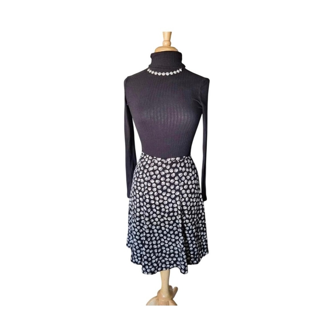 Diane von Furstenberg DVF Black White Floral Silk Jersey A-Line Skirt S890201G14